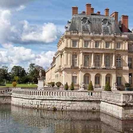 La Pause Allongee - Fontainebleau Hypercentre Bagian luar foto